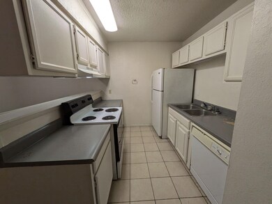 4610 Maddox St unit 2, Beaumont, TX 77705 - photo 5