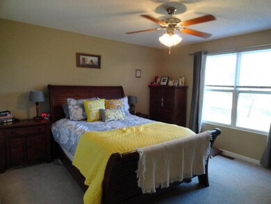 4 Taylor Ridge Ct, Johnson City, TN 37601 - photo 7