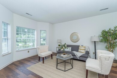 1281HorseshoeBendStaged10