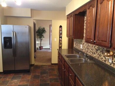 IMG_2240 Kitchen.jpg