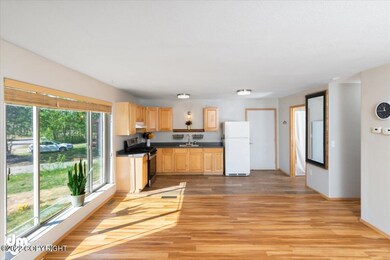07-Living Room_ETL3316