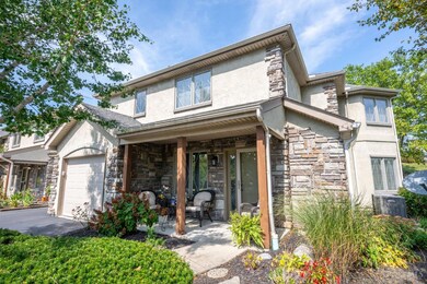 230 Edinburgh Ln unit 47, Cincinnati, OH 45246 - photo 2