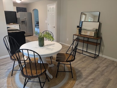 4622 S Apple Creek Rd, Apple Creek, OH 44606 - photo 6