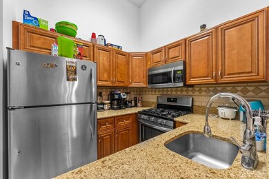 1237 Edpas Rd, New Brunswick, NJ 08901 - photo 7