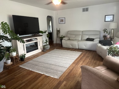 312 W 2nd St, Greensburg, IN 47240 - photo 5