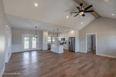 125 Cleveland Ct, Shepherdsville, KY 40165 - photo 7