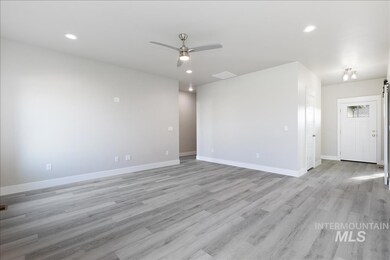 941 Kenbrook Loop, Twin Falls, ID 83301 - photo 5