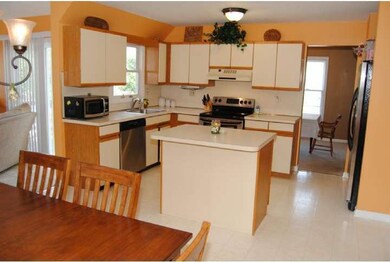 500 Donegal Ct, Royersford, PA 19468 - photo 4