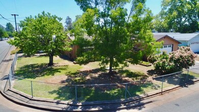 2401 Jonquil Way, Redding, CA 96002 - photo 7