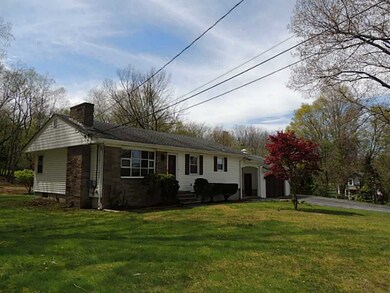 14 Kane Rd, Smithfield, RI 02917 - photo 2