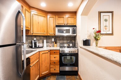 840 W Bigler unit 341, Midway, UT 84049 - photo 6