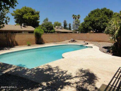 Pool2