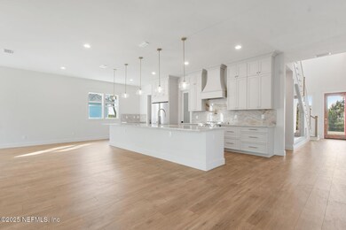 Super Open Living an Dining Space