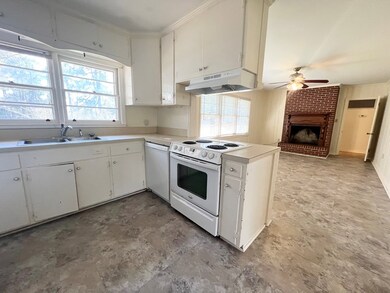 1020 Summit Dr, Albany, GA 31707 - photo 7