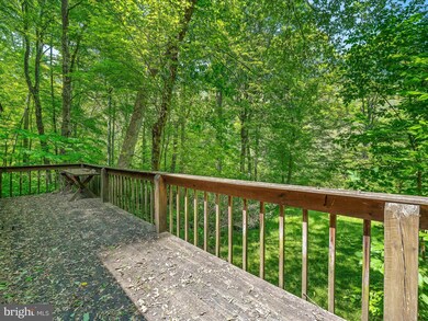1414 Briary Bottom Ln, Great Cacapon, WV 25422 - photo 3