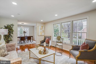 304 Chestnut Ave, Washington Grove, MD 20880 - photo 5