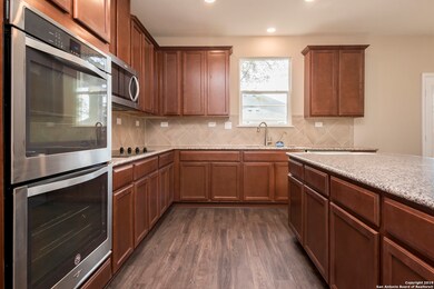 5110 Roble Grande, San Antonio, TX 78261 - photo 5