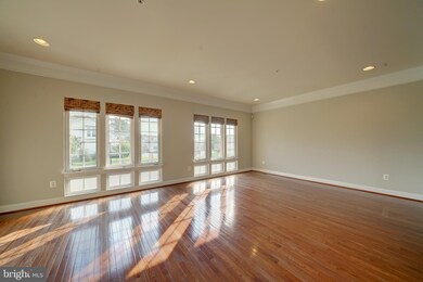 8707 Lake Edge Dr, Laurel, MD 20723 - photo 3