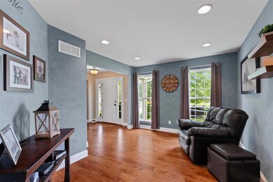 608 Glen Brook Ct, Lake Saint Louis, MO 63367 - photo 3