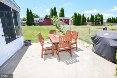 510 Penrose Ln, Warminster, PA 18974 - photo 5