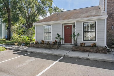 14818 Winding Creek Ct, Tampa, FL 33613 - photo 2