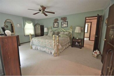 56 Cardinal Ct, Medford, NJ 08055 - photo 5