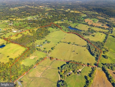 22857 Carters Farm Ln, Middleburg, VA 20117 - photo 4