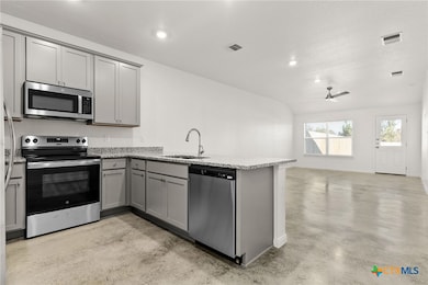 808 Wax Myrtle Ct unit A, Killeen, TX 76543 - photo 2