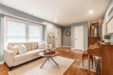 11812 W 72nd St, Shawnee, KS 66203 - photo 5