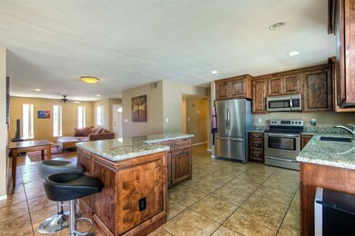 13215N30thpl013