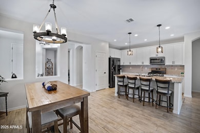 1364 W Spine Tree Ave-10