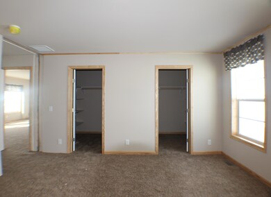 14977 Cochise St, Williston, ND 58801 - photo 3