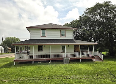 105 W Elm St, Elgin, NE 68636 - photo 4