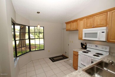 Kimball Lane 7200 - Eat in Kitchen
