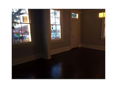 Photo. Open kitchen/dining room/living room concep