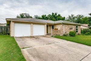 1200 Winchester Way, Bedford, TX 76022 - photo 2