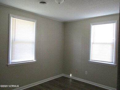 1114 Davis St, Jacksonville, NC 28540 - photo 7