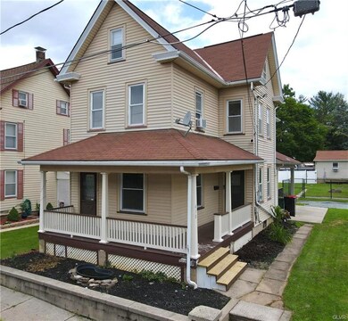 430 Cypress St, Lehighton, PA 18235 - photo 2