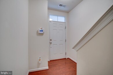 16776 Blackjack Oak Ln, Woodbridge, VA 22191 - photo 3