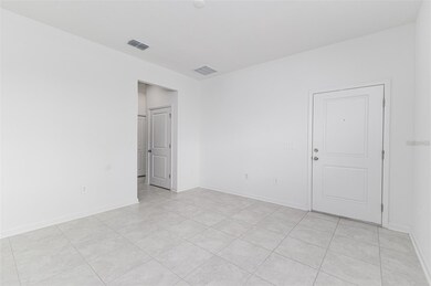 1121 Deepwater Cir unit B, Eagle Lake, FL 33839 - photo 5