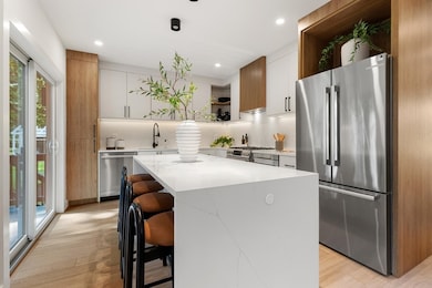 4 Wyman Ct unit 4, Winchester, MA 01890 - photo 2