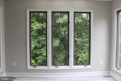 10624 Alison Dr, Burke, VA 22015 - photo 7