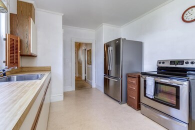 103 Pillsbury St, Concord, NH 03301 - photo 4