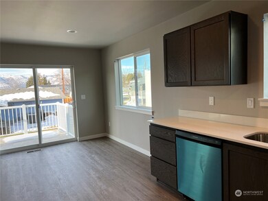 2212 SE Marlette Rd, East Wenatchee, WA 98802 - photo 7