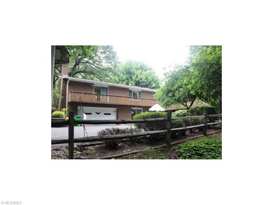 3 car rear load garage*