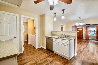 82 S 9th Ave, Beech Grove, IN 46107 - photo 5