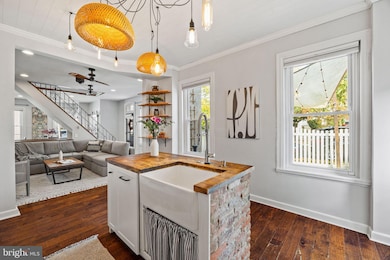 211 Lofty St, Philadelphia, PA 19128 - photo 4