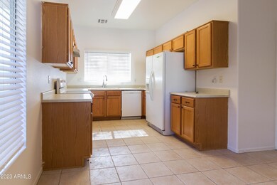 9828 E Knowles Ave, Mesa, AZ 85209 - photo 4
