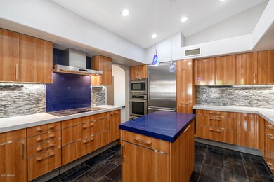 9627 N 27th St, Phoenix, AZ 85028 - photo 3