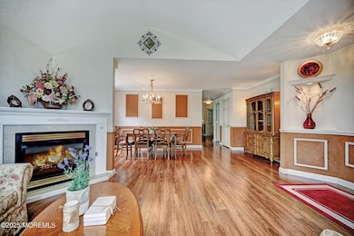 06-Living Room to Dining